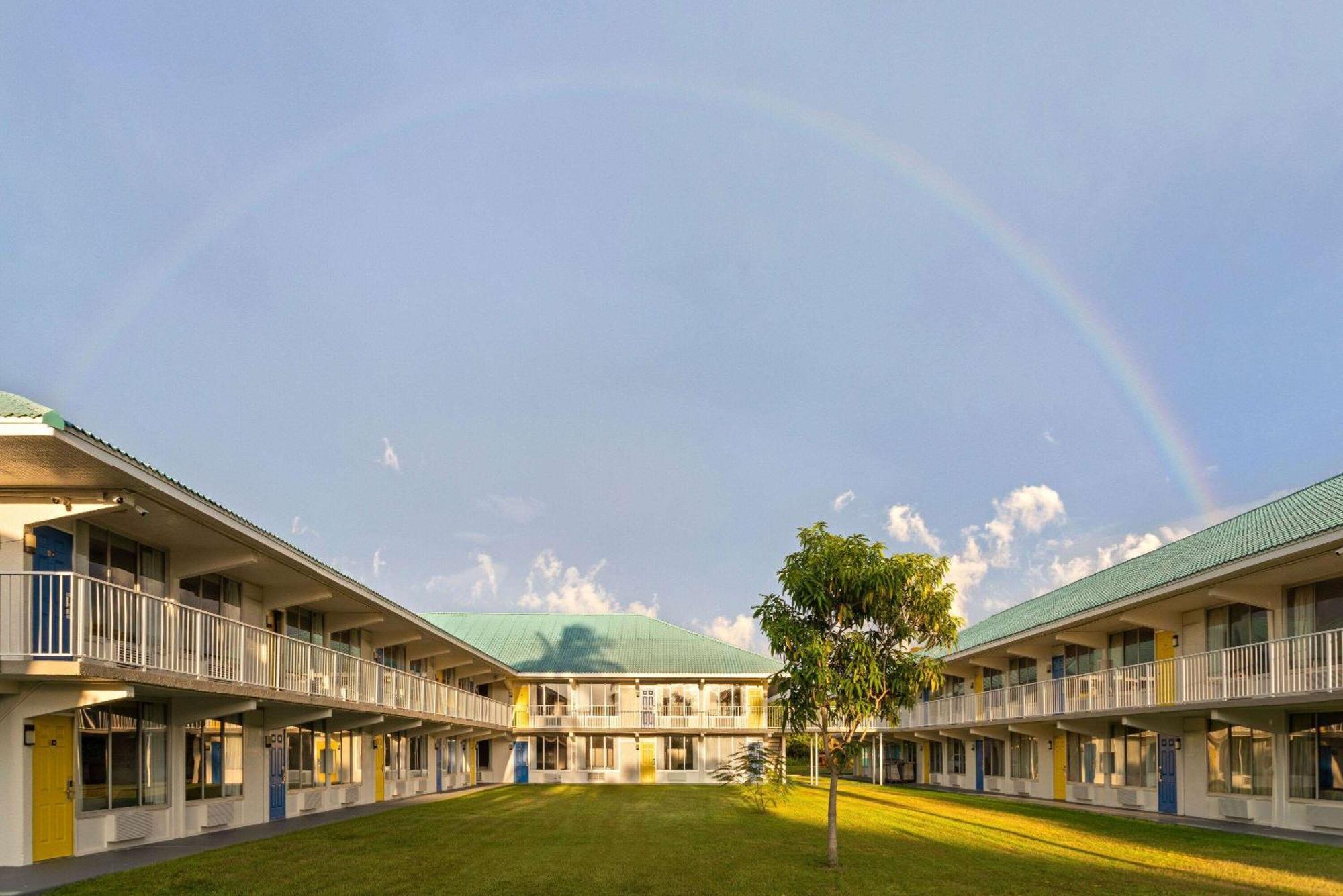 Days Inn By Wyndham Fort Pierce Midtown Zewnętrze zdjęcie